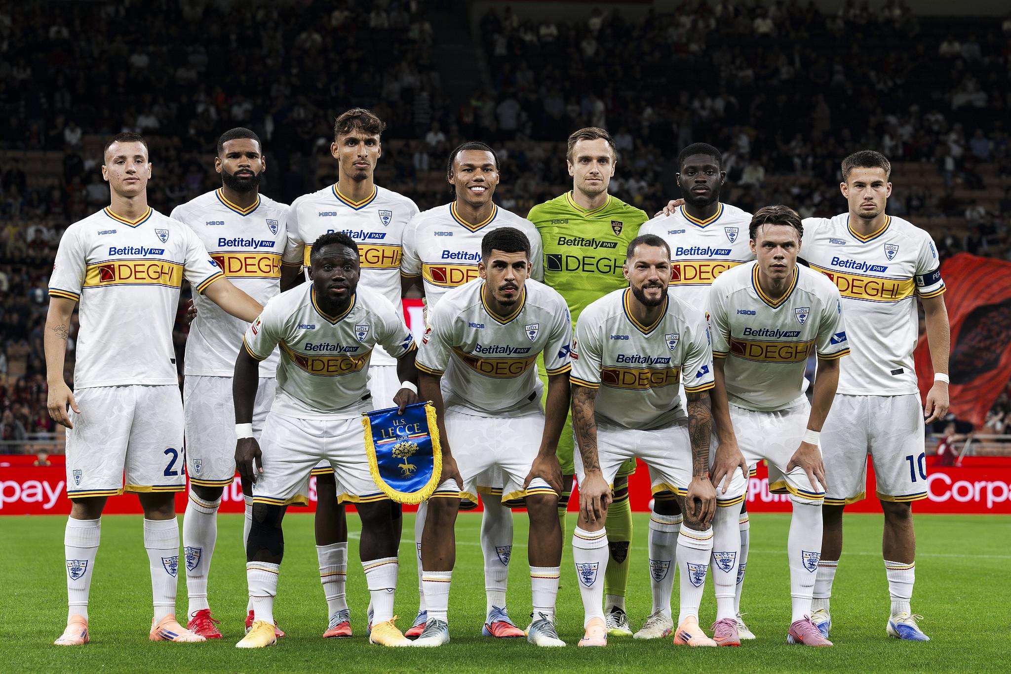 必一运动app下载-科维诺:莱切的魔法大师,一生奉献。斯蒂基·达米亚尼称赞:“独一无二的热情,一位伟人”