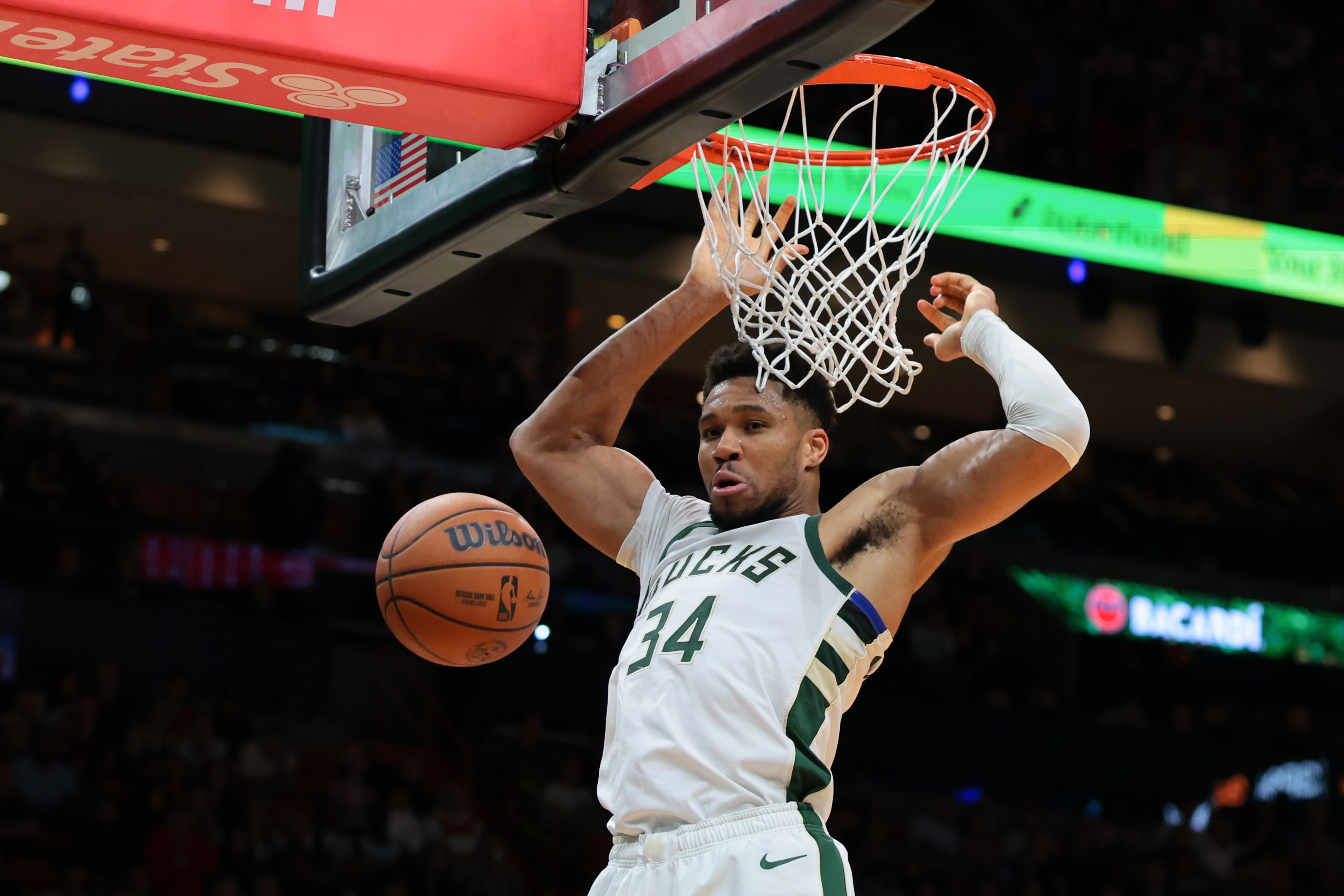 必一运动官网app-NBA彩经：卡位战掘金击败湖人 黄蜂客场蜇伤马刺 快船轻取国王