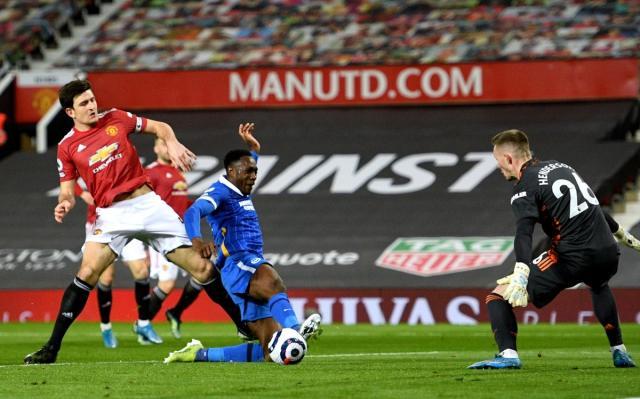 1617582149932074247.jpg danny-welbeck-brighton-penalty.jpg